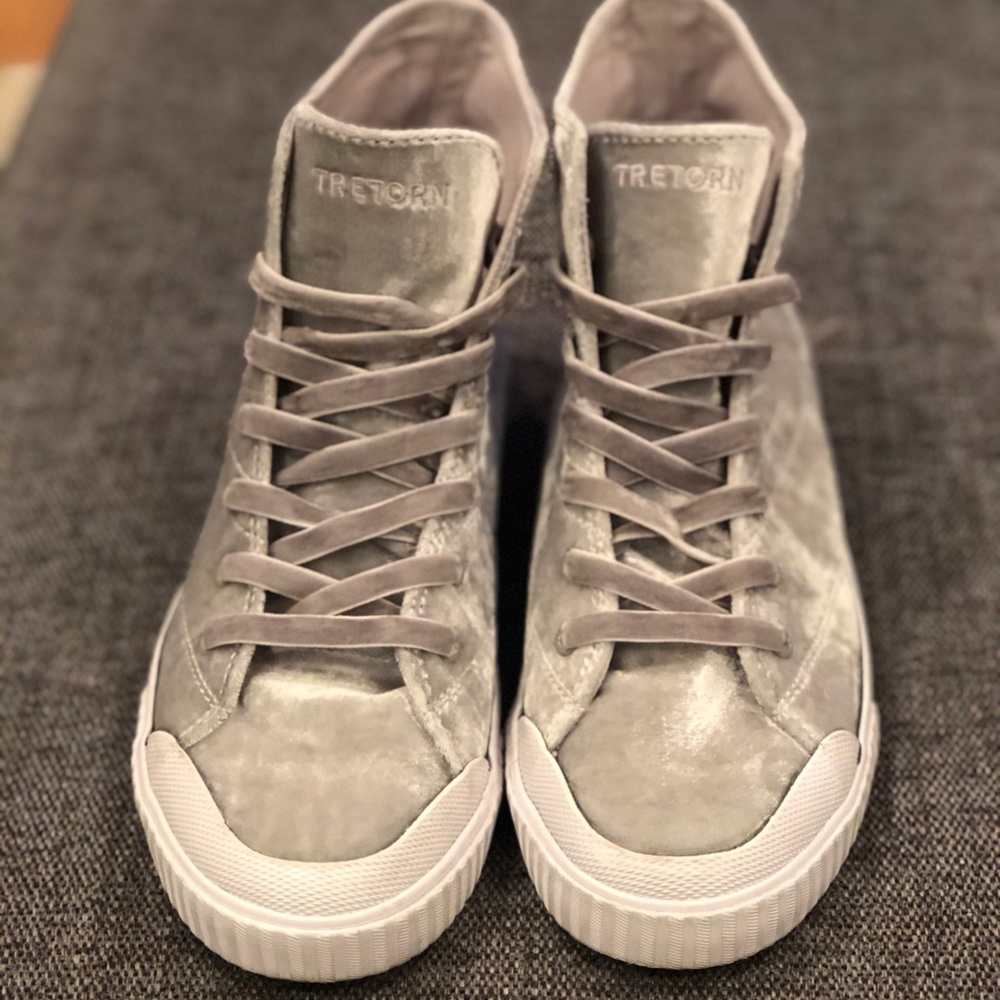 Pearl grey velvet Tretorn high tops